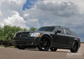 2008 Dodge Magnum with 2Crave No.04 wheels