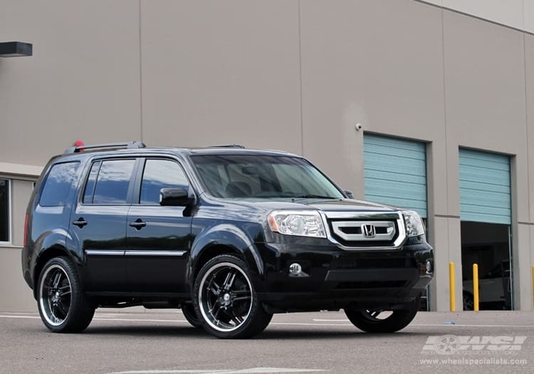 2010 Honda Pilot with Giovanna Cuomo wheels
