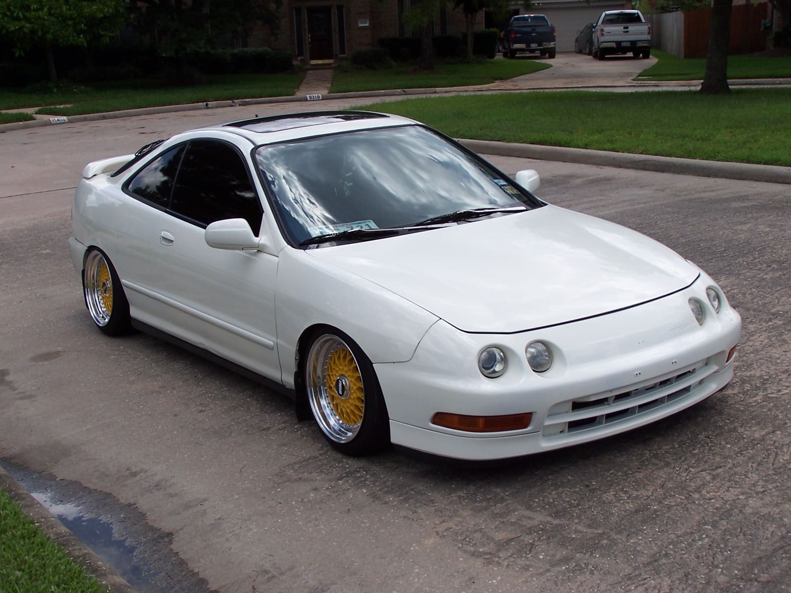 1996 Acura Integra with 16x8.5 BBS Rs wheels