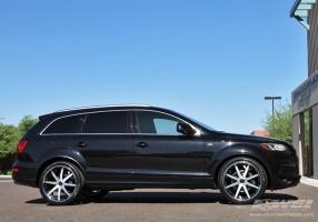 2010 Audi Q7 with GFG Hampton wheels
