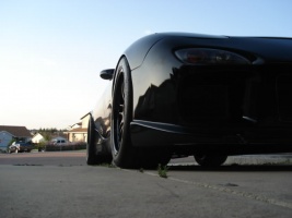 1994 Mazda RX-7 with 18x10 Enkei RPF1 wheels