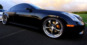 2004 Infiniti G35 with 20x9.5 Work VS-KF wheels