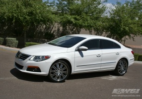 2009 Volkswagen CC with Vossen VVS-082 wheels