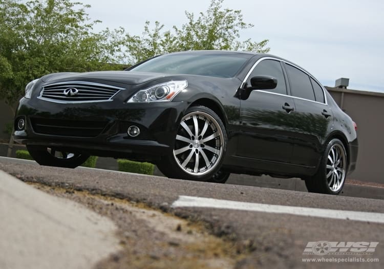 2010 Infiniti G37 with Vossen VVS-083 wheels