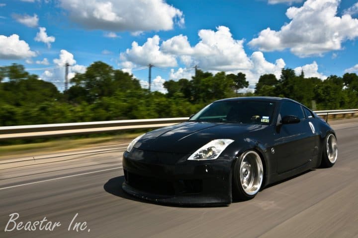2006 Nissan 350Z with 18x10 Work VS-MX wheels