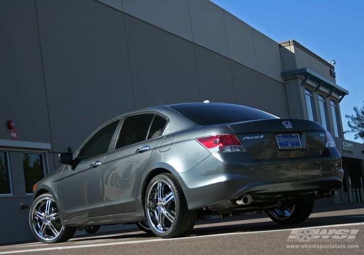 2010 Honda Accord with Enkei AKP wheels