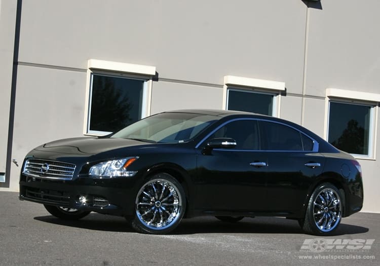 2009 Nissan Maxima with Enkei LF-10 wheels