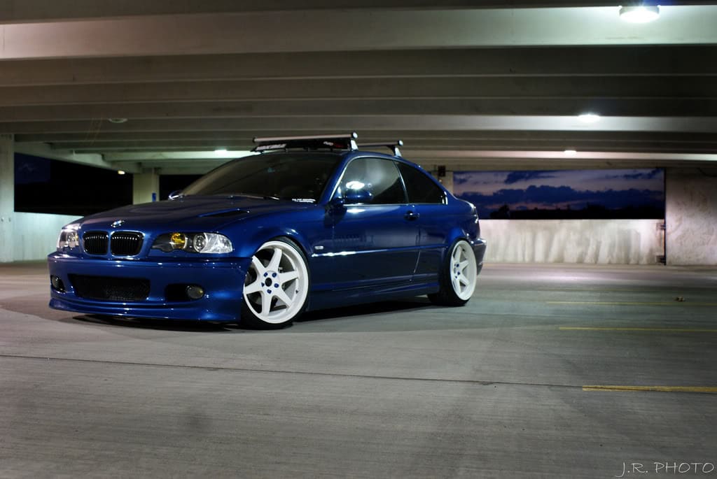 2003 BMW 330 with 19x9.5 Varrstoen ES 2.2.2 wheels