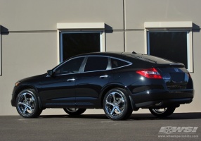 2010 Honda Accord Crosstour with Giovanna Dalar-5 wheels