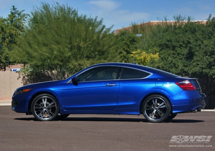 2009 Honda Accord with 2Crave No.02 wheels