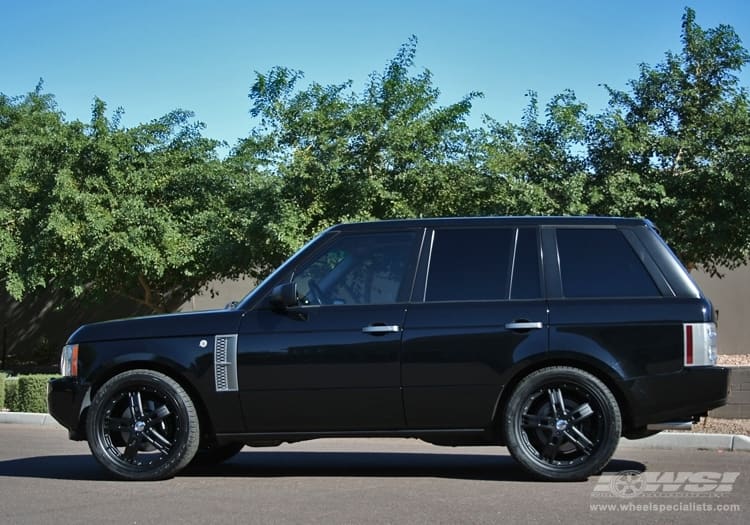 2008 Land Rover Range Rover with Giovanna Lisbon wheels