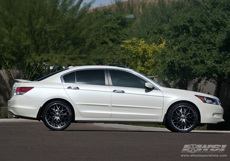 2009 Honda Accord with 2Crave No.09 wheels