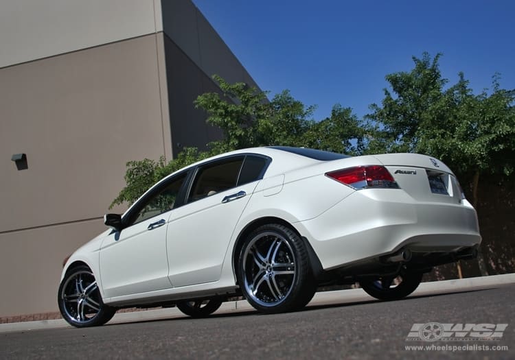 2009 Honda Accord with 2Crave No.10 wheels