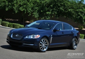 2009 Jaguar XF with Vossen VVS-083 wheels
