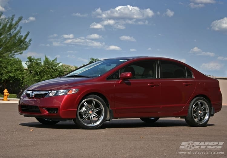 2009 Honda Civic with Momo RPM wheels