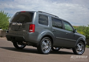 2009 Honda Pilot with Giovanna Cuomo wheels