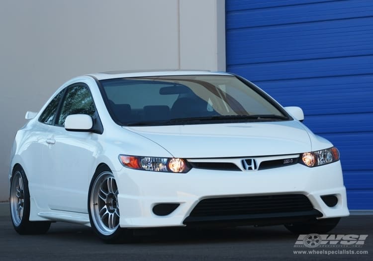 2006 Honda Civic with Enkei RPF1 wheels