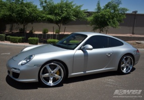2009 Porsche 911 with Maya DLS wheels