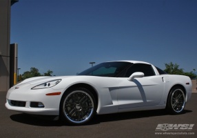 2008 Chevrolet Corvette with Vossen VVS-077 wheels