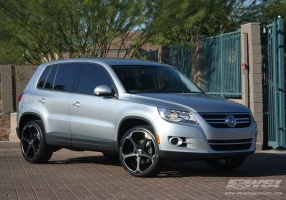 2009 Volkswagen Tiguan with Giovanna Dalar-5 wheels
