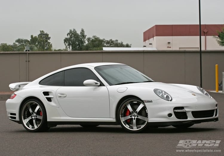 2008 Porsche 911 with Vossen VVS-084 wheels