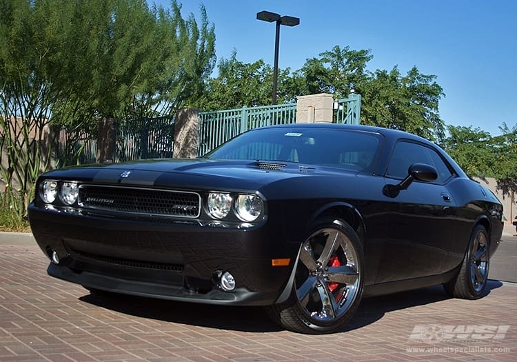 2009 Dodge Challenger with OEM wheels
