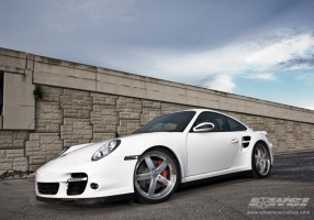 2008 Porsche 911 with Vossen VVS-084 wheels