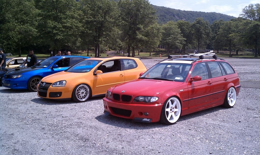 2003 BMW 325 with 19x8.5 Varrstoen ES 2.2.2 wheels