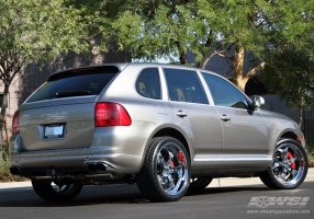 2006 Porsche Cayenne with GFG Trento-5 wheels