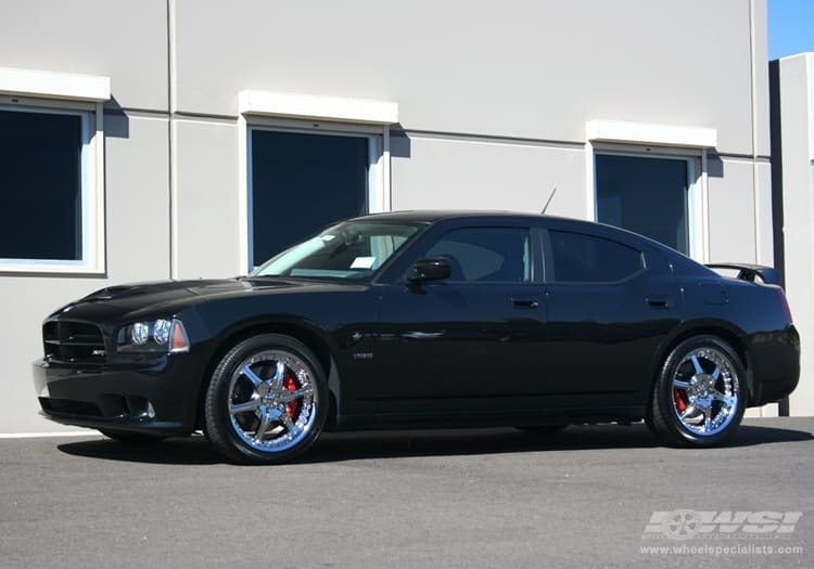 2008 Dodge Charger with Giovanna Gianelle Spezia-5 wheels