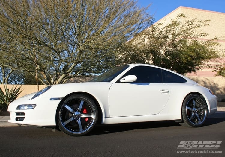 2007 Porsche 911 with Maya DLS wheels
