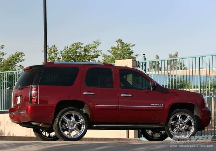 2007 GMC Yukon with Giovanna Gianelle Steep-6 wheels