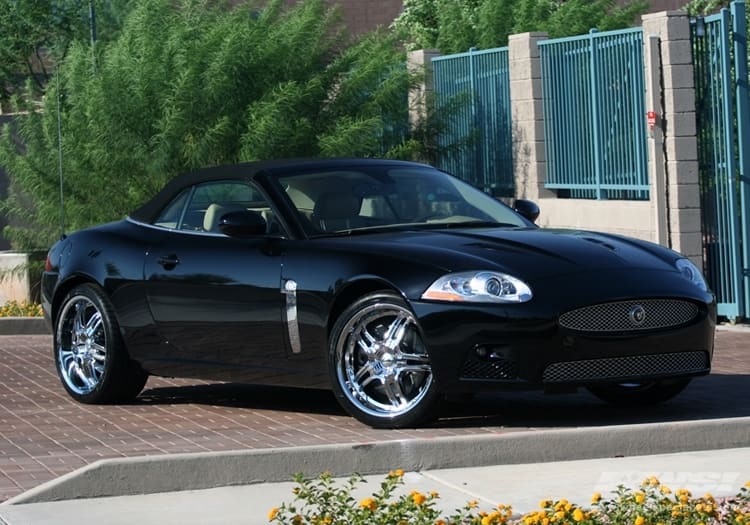 2008 Jaguar XK with Giovanna Cuomo wheels