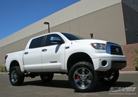 2008 Toyota Tundra with MKW B26 wheels