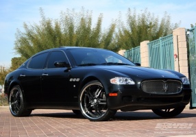 2007 Maserati Quattroporte with Giovanna Cuomo wheels