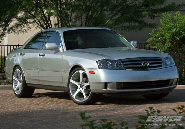 2004 Infiniti M45 with Giovanna Dalar-5 wheels