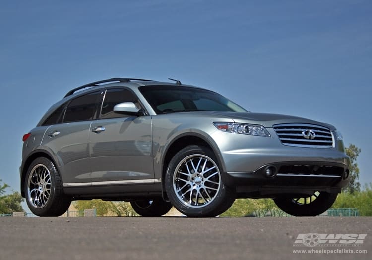 2007 Infiniti FX45 with Vossen 094 wheels