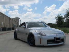 2006 Nissan 350Z with 19x9.5 Rays Engineering Volk Racing CE28 wheels