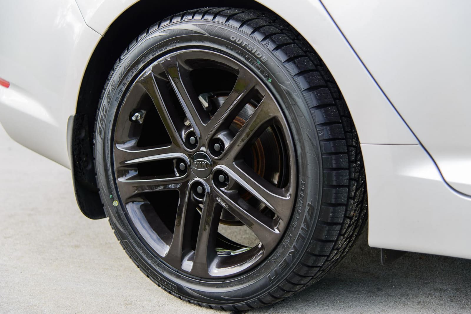 2014 Kia Optima with OEM wheels
