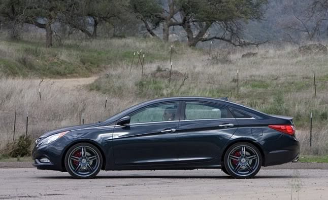 2012 Hyundai Sonata with Motegi FF5 wheels