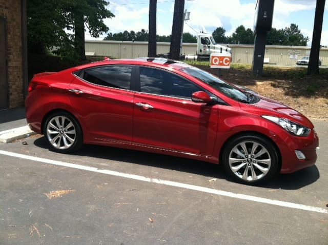 2011 Hyundai Elantra with Limited wheels