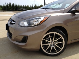 2012 Hyundai Accent with 17x7 Focal F10 wheels