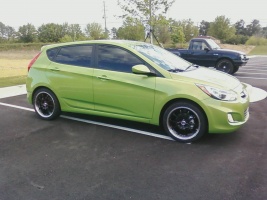 2012 Hyundai Accent with Drag DR9 wheels