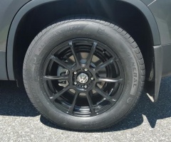 2014 Volkswagen Tiguan with 17x7.5 Konig Runlite wheels