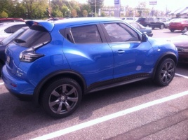 2012 Nissan Juke with 18x8.5 wheels