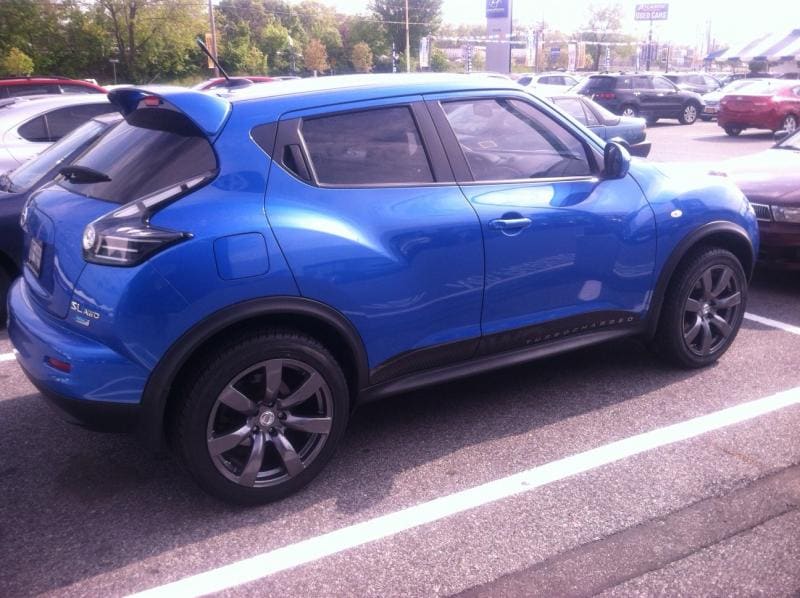 2012 Nissan Juke with 18x8.5 wheels