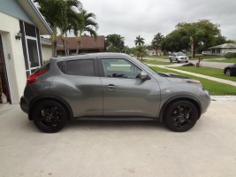 2012 Nissan Juke with Enkei Kojin wheels