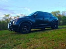 2014 Nissan Juke with 17x7.5 wheels