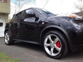 2011 Nissan Juke with 18x8 Sport Edition KV5 wheels