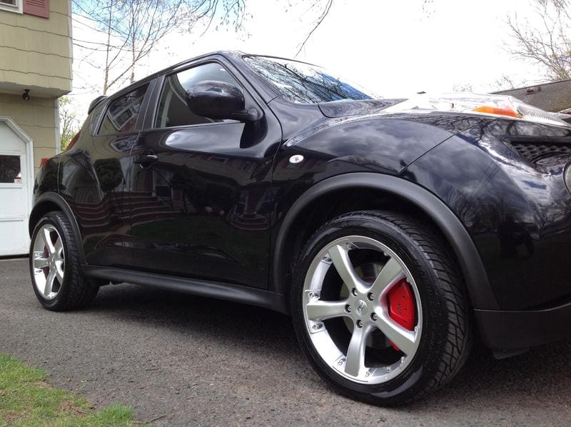 2011 Nissan Juke with 18x8 Sport Edition KV5 wheels